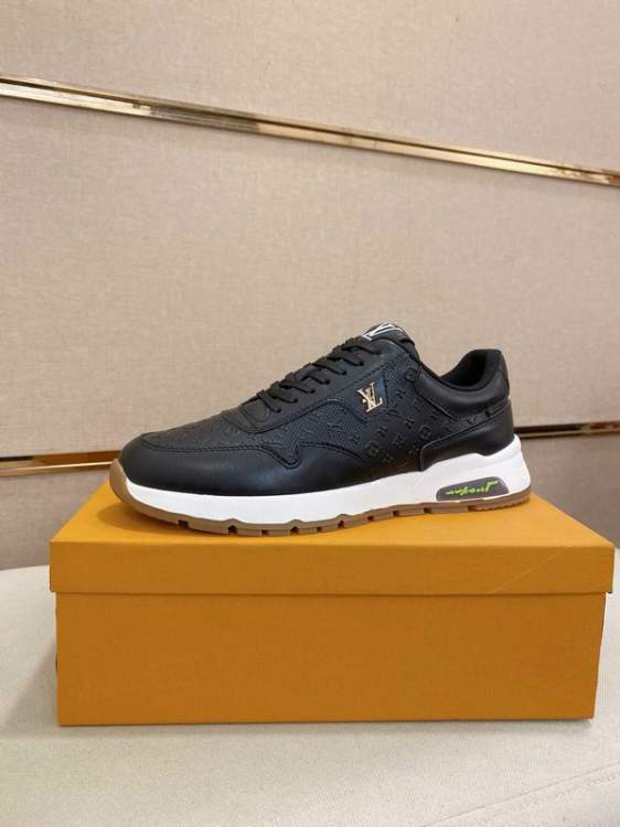 Picture of Louis Vuitton Shoes _SKULVsz38-44hnh081617442